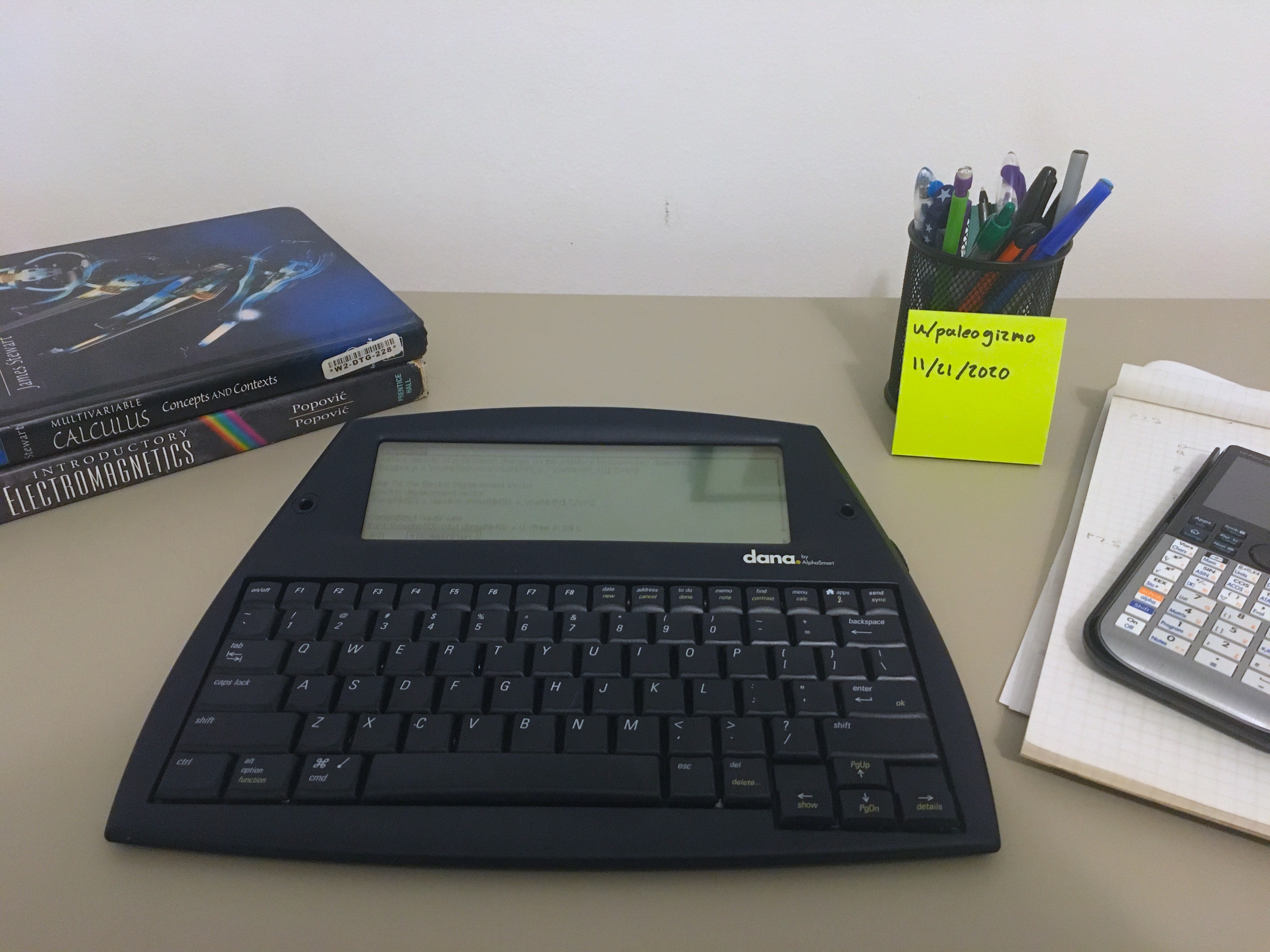 AlphaSmart Dana on my study desk